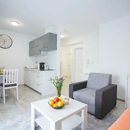Apartmani Zupan Sukosan Exterior photo