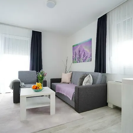 Apartmani Zupan Sukosan Exterior photo