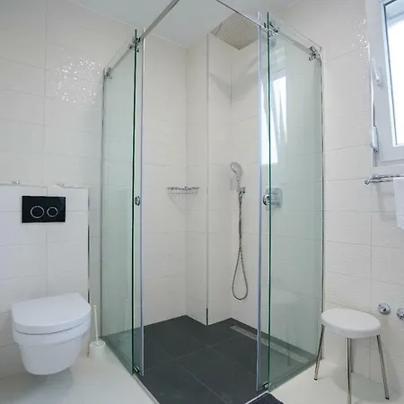 Apartmani Zupan Sukosan Exterior photo
