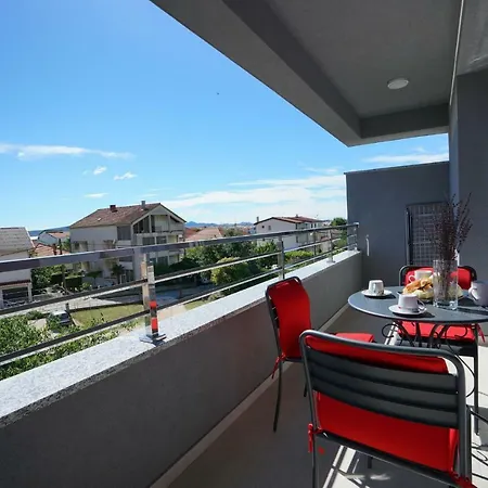 Apartmani Zupan Sukosan Exterior photo